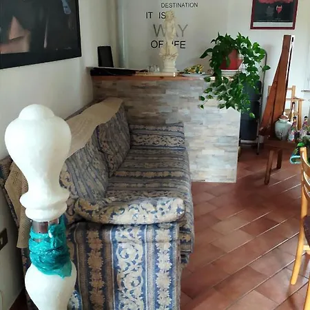 Le Ruote فندق مبيت وإفطار Vezzano sul Crostolo